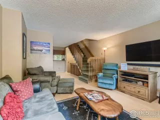 Photo #6: 975356 Listing 