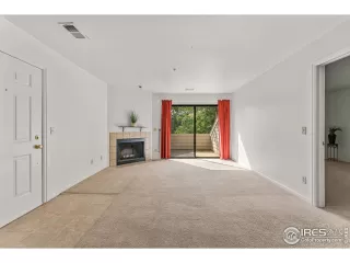 Photo #4: 975357 Listing 