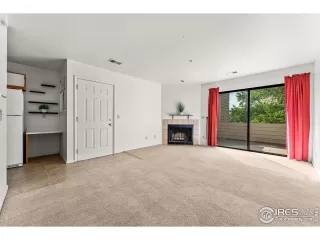 Photo #5: 975357 Listing 