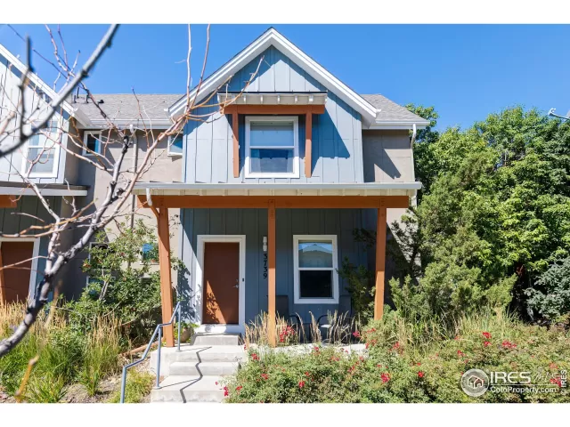 MLS: 975361 Condo For Sale