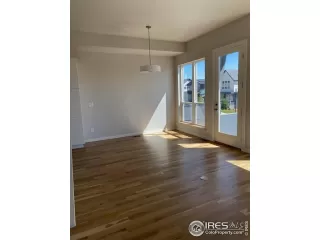 Photo #5: 975380 Listing 