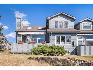 Photo #2: 975381 Listing