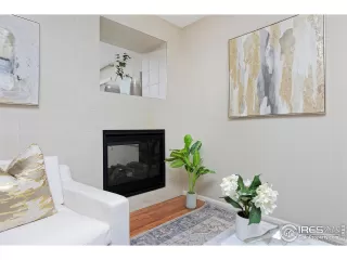 Photo #5: 975471 Listing