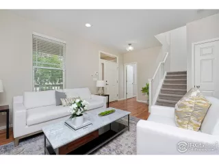 Photo #6: 975471 Listing