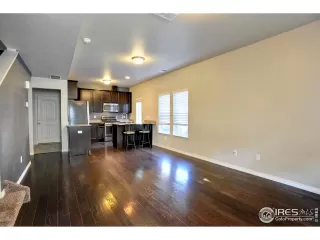 Photo #2: 975478 Listing