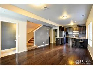 Photo #3: 975478 Listing