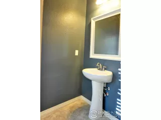 Photo #6: 975478 Listing