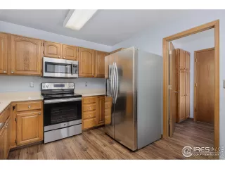 Photo #5: 975544 Listing