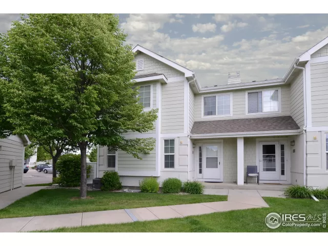 MLS: 975733 Condo For Sale