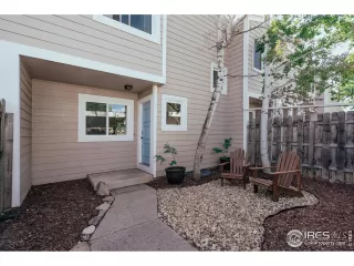 Photo #2: 975811 Listing