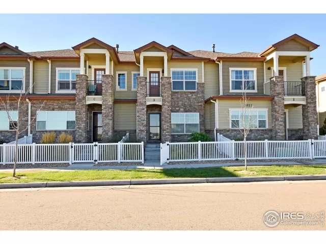 MLS: 975812 Condo For Sale