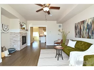 Photo #2: 975812 Listing