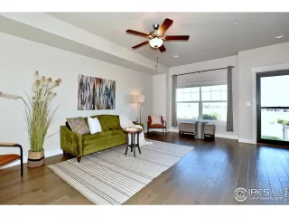 Photo #4: 975812 Listing