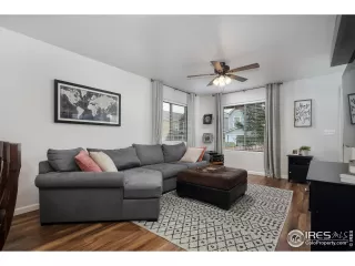 Photo #2: 975856 Listing 