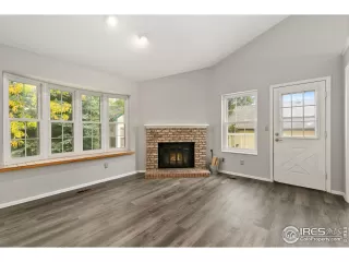 Photo #3: 975875 Listing