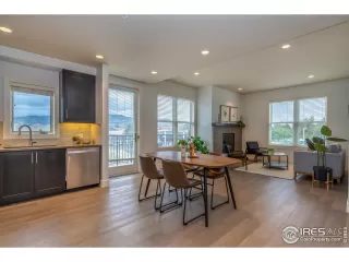 Photo #4: 975912 Listing