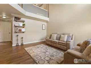 Photo #3: 975928 Listing