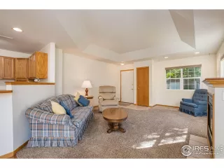 Photo #6: 975935 Listing