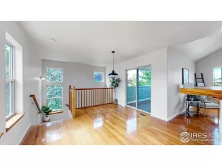 Photo #2: 976036 Listing 