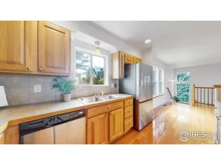 Photo #5: 976036 Listing 