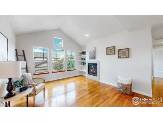 Photo #6: 976036 Listing 