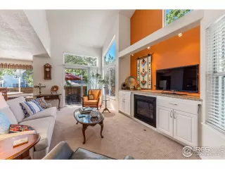 Photo #5: 976113 Listing 