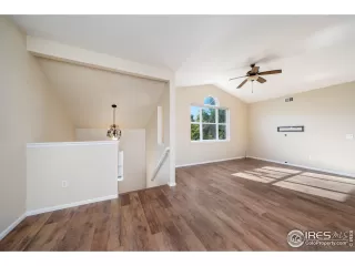 Photo #3: 976137 Listing