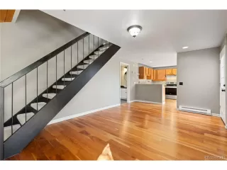 Photo #6: 9761898 Listing 