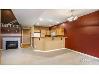 Photo #2: 976226 Listing