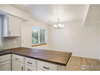Photo #6: 976230 Listing 