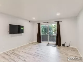 Photo #3: 976260 Listing 