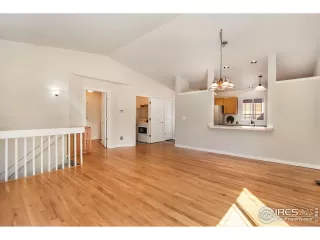 Photo #4: 976267 Listing 