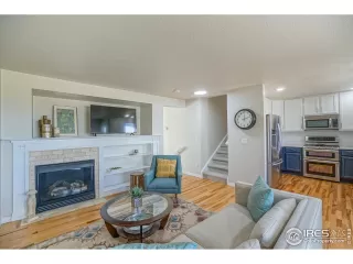 Photo #4: 976273 Listing 