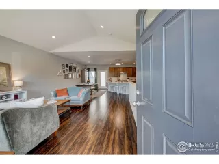 Photo #2: 976278 Listing 