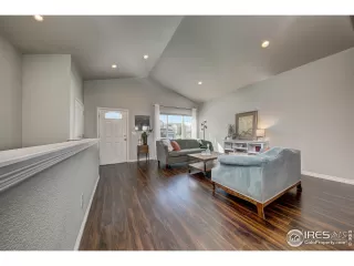 Photo #5: 976278 Listing 