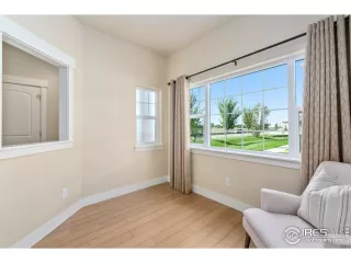 Photo #4: 976304 Listing