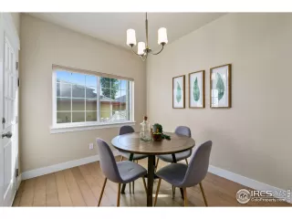 Photo #6: 976304 Listing