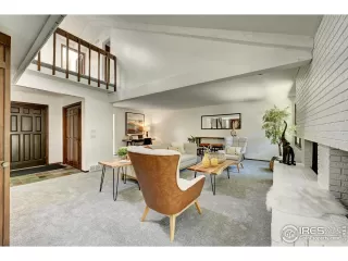 Photo #1: 976306 Listing