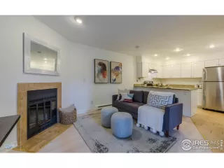 Photo #2: 976330 Listing 