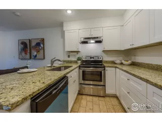 Photo #4: 976330 Listing 