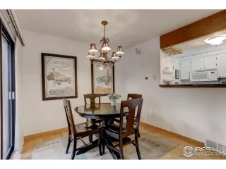 Photo #4: 976349 Listing