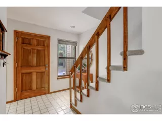 Photo #5: 976349 Listing