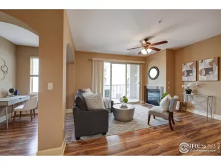 Photo #6: 976356 Listing