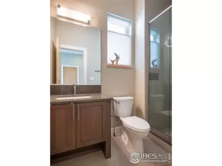 Photo #6: 976375 Listing 