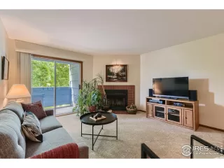 Photo #5: 976411 Listing