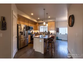 Photo #6: 976422 Listing 