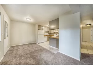 Photo #4: 9764299 Listing