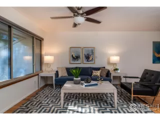 Photo #6: 976440 Listing 