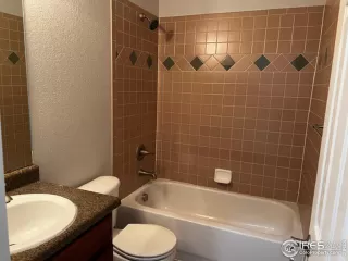 Photo #5: 976450 Listing 