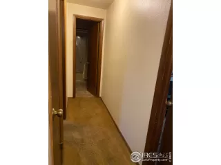 Photo #6: 976460 Listing